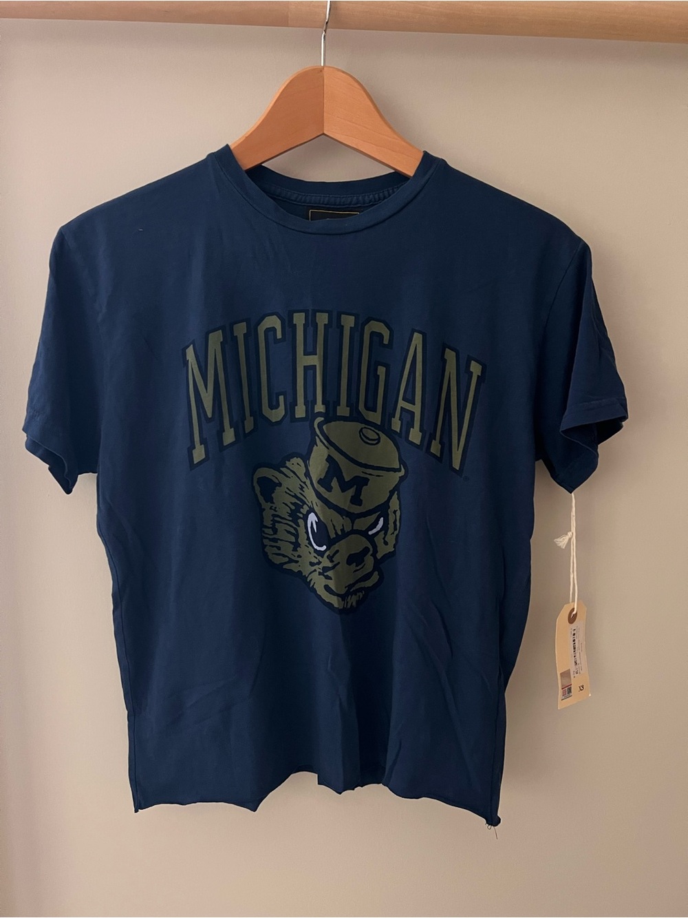 NWT Retrobrand University of Michigan boxy dropped tee shirt t navy blue sz XS